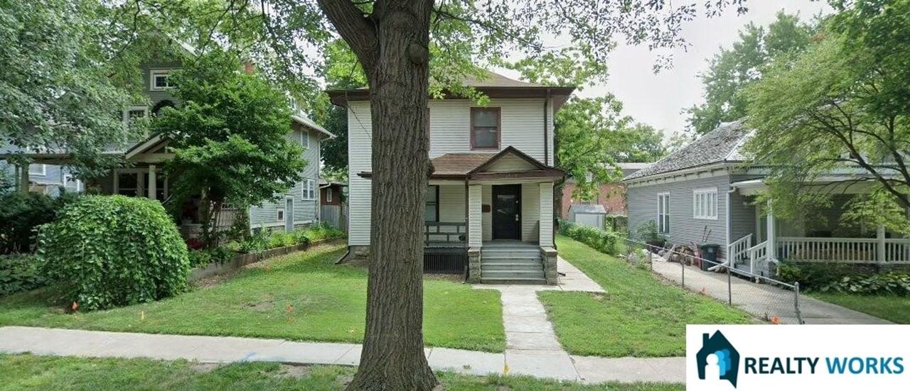 1919 Washington Street