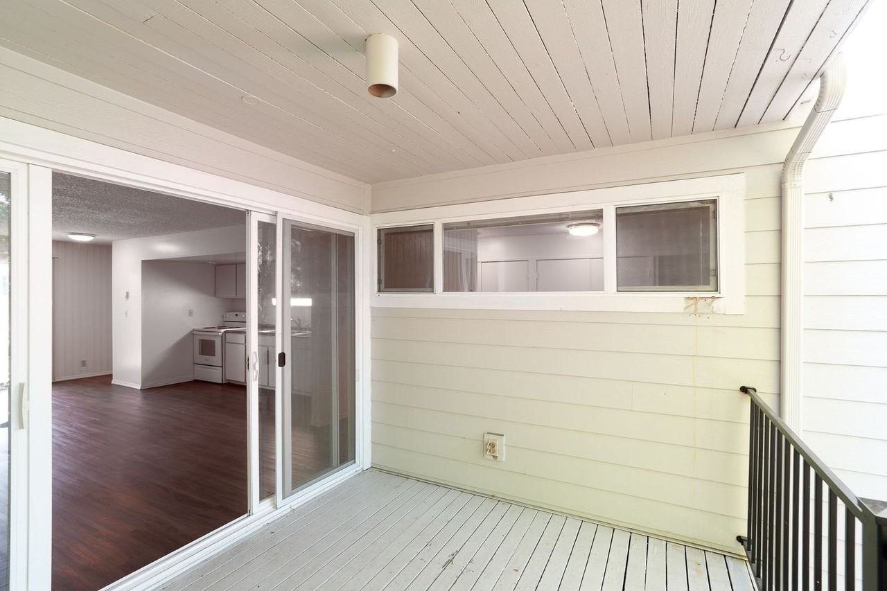 287-Whitman Street - Photo 2 of 25