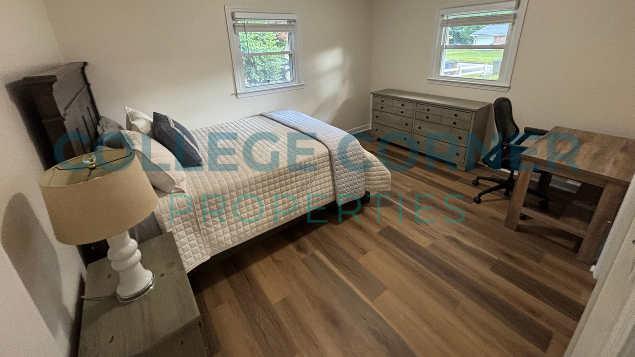 1465 BROOKWOOD   Available 6 - Photo 6 of 14