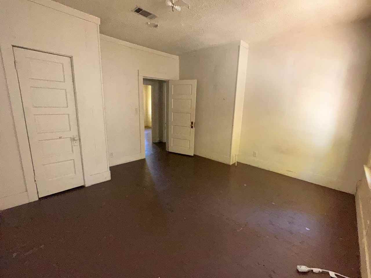 211 Linderman Ave #A - Photo 4 of 5