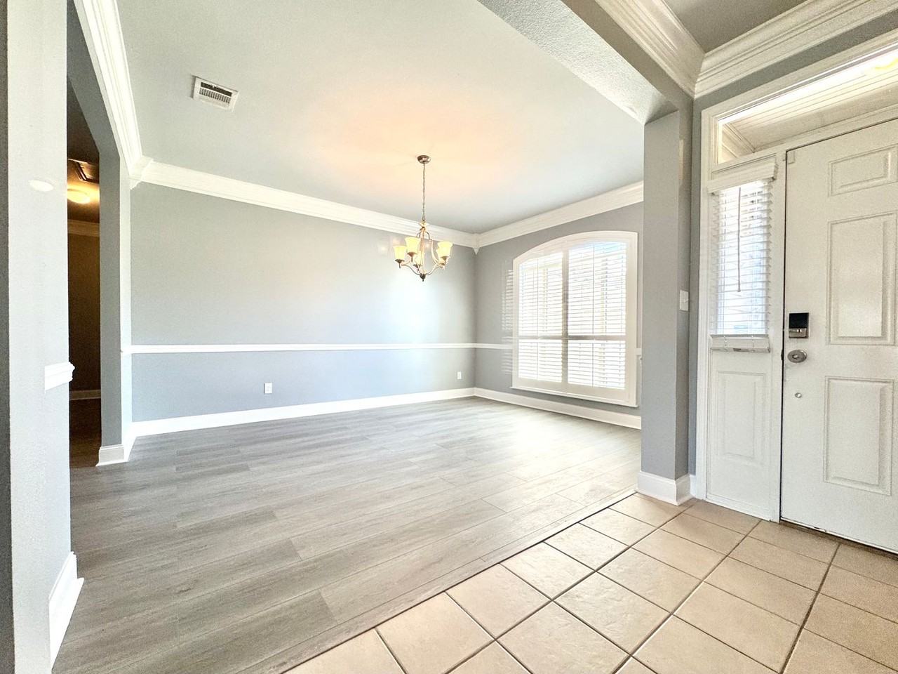 11083 S Bayou View Dr - Photo 2 of 32