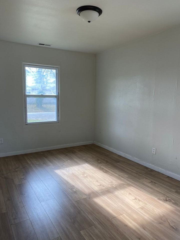 821 St Monica Drive - Photo 6 of 7