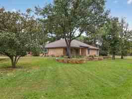 featured image of 18270 Stillwood Ln