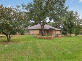 18270 Stillwood Ln - Photo 1 of 1