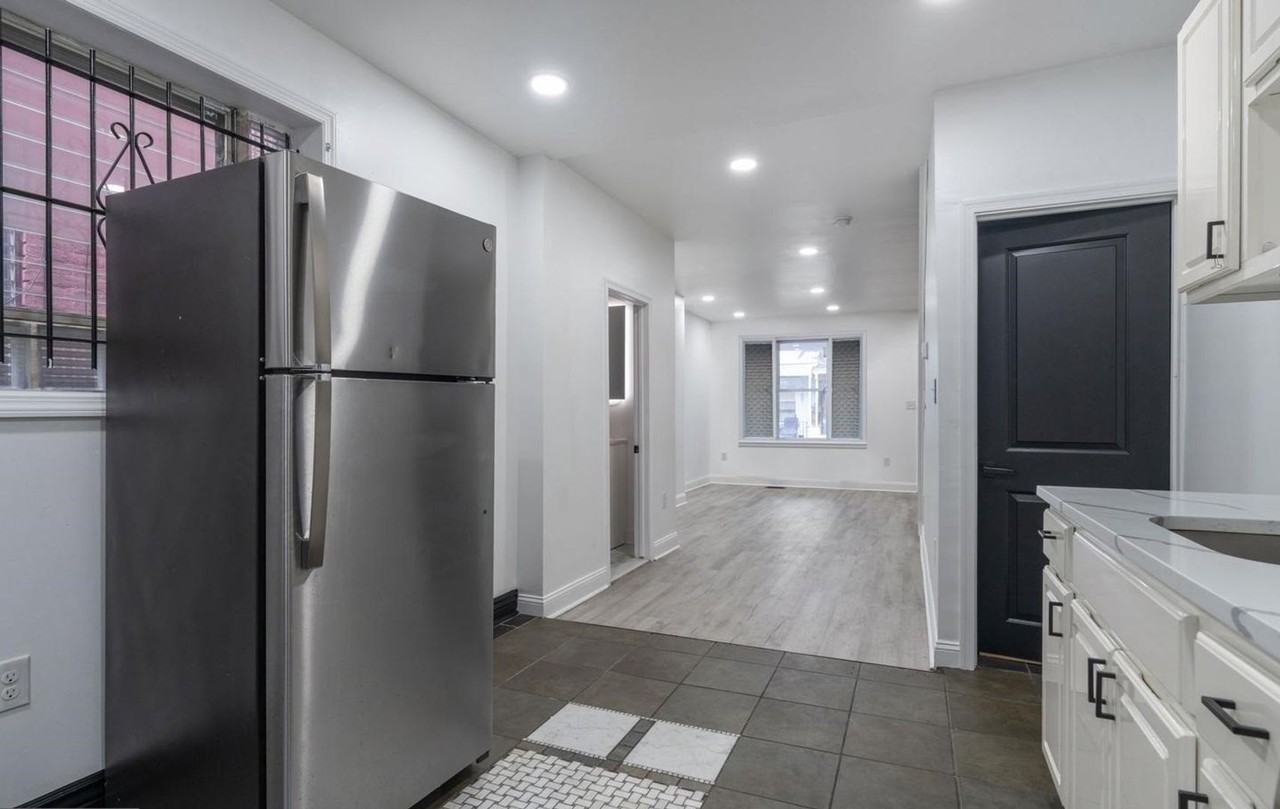 3342 N Palethorp St - Photo 3 of 12