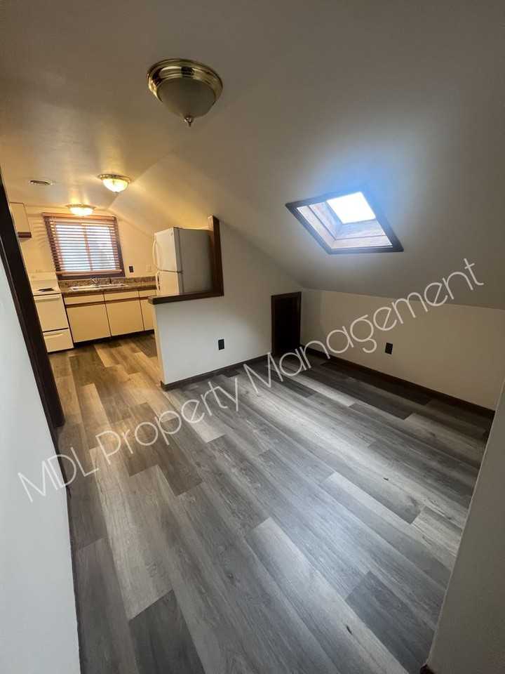 917 Marsac St - Photo 6 of 8