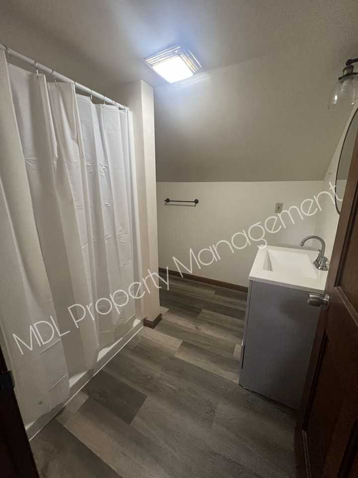 917 Marsac St - Photo 7 of 8