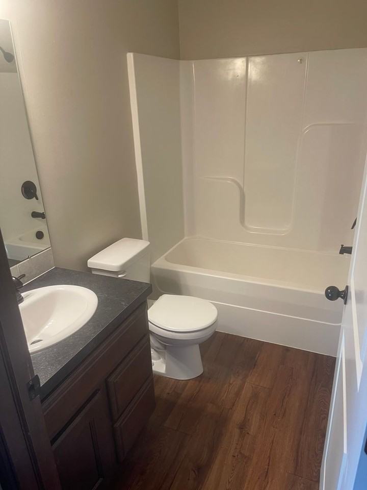 14109 W Westport St - Photo 5 of 12