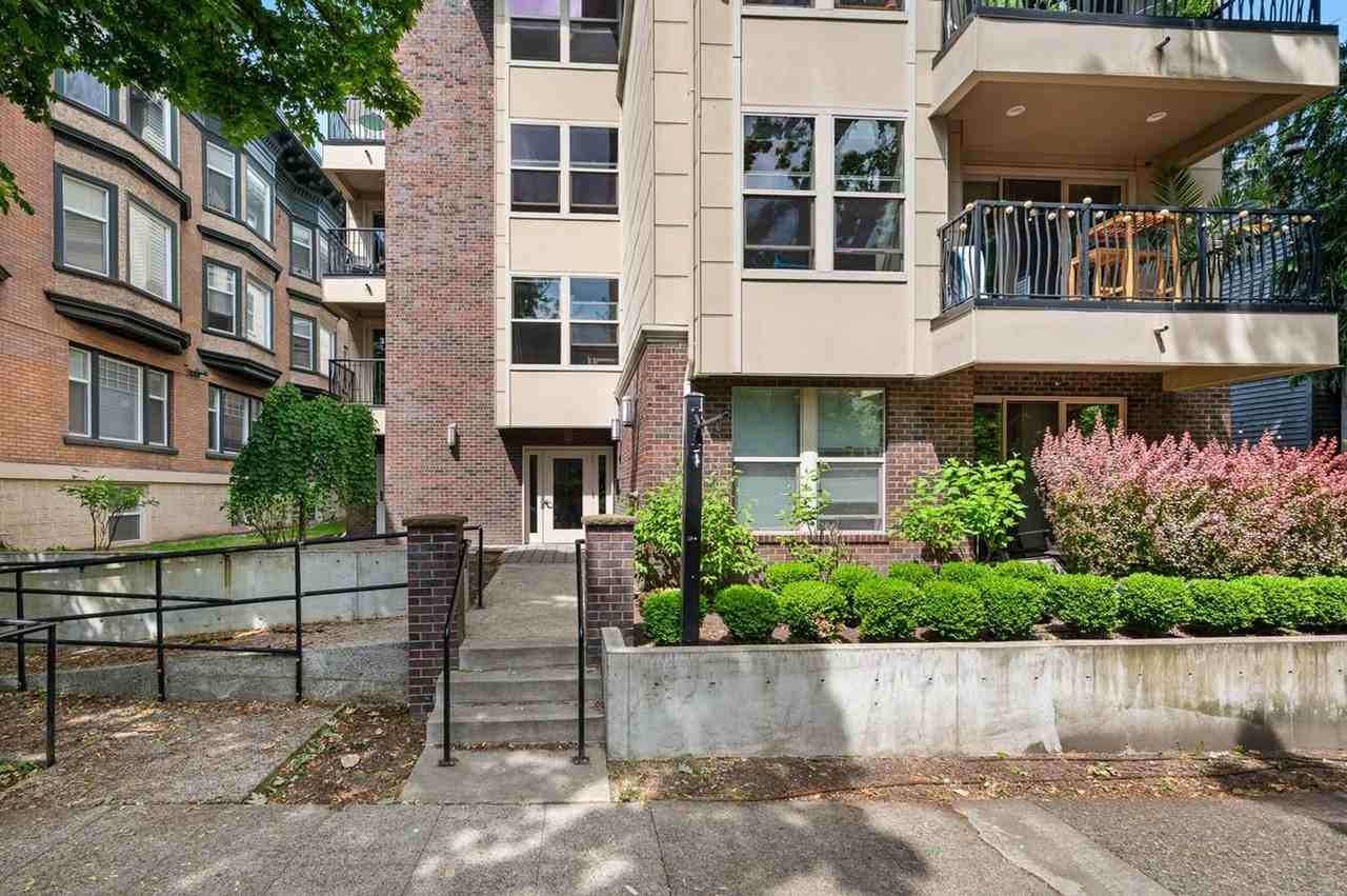 1811 Apartments - Photo 2 of 16