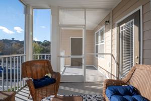 featured image of 270 Beach Bound @ 270 Woodlands Way Bldg 5, #16