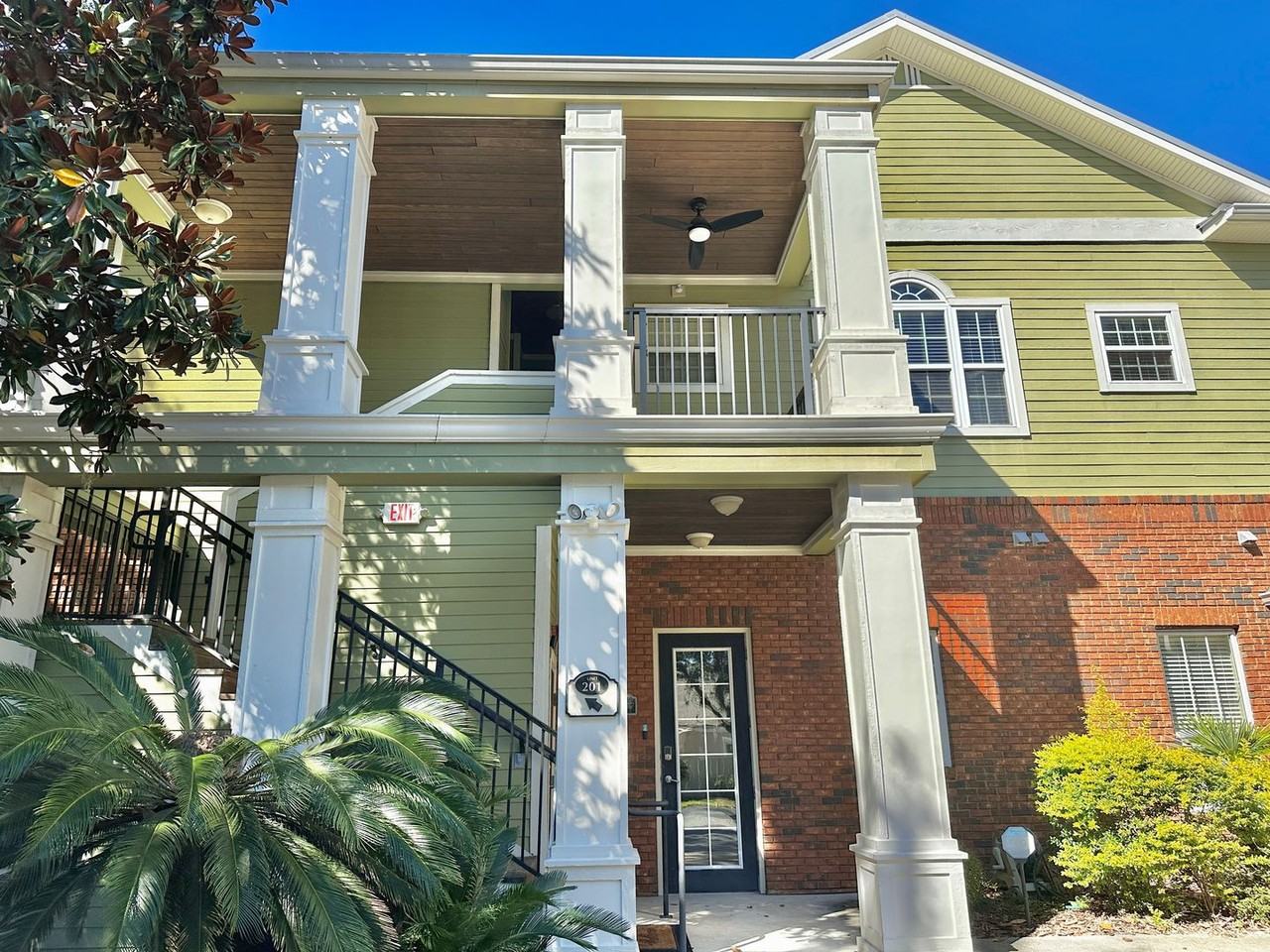 2579 Sw 87th Dr - Photo 2 of 25