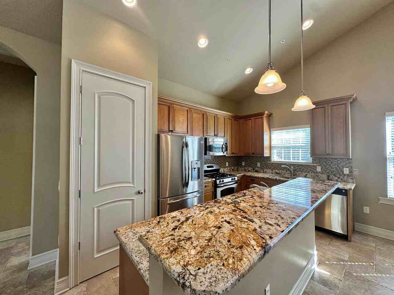 2579 Sw 87th Dr - Photo 7 of 25