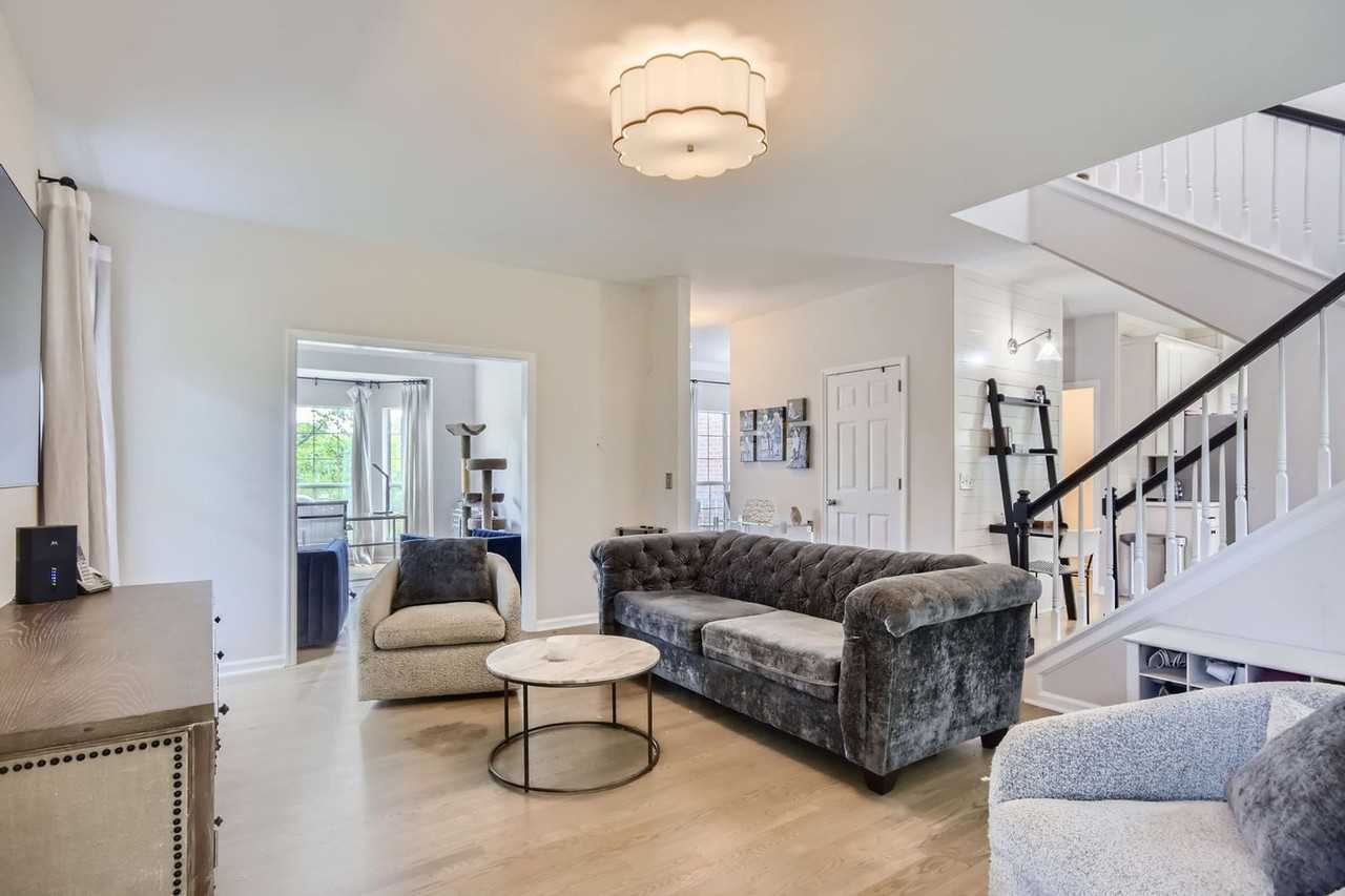 5244 Beech Ridge Rd - Photo 6 of 31