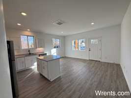 featured image of 1324 West Dalke Avenue