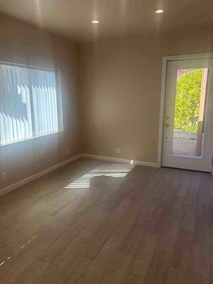 3412 Northwood Dr - Photo 3 of 13