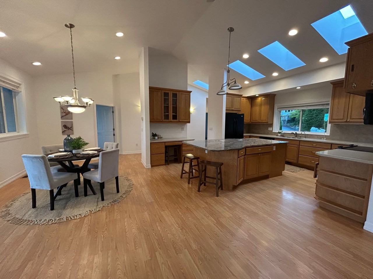 HA4415 - Photo 3 of 50