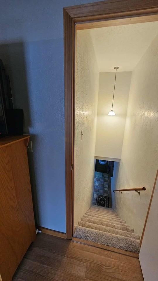 308 20th Avenue West - Photo 6 of 27