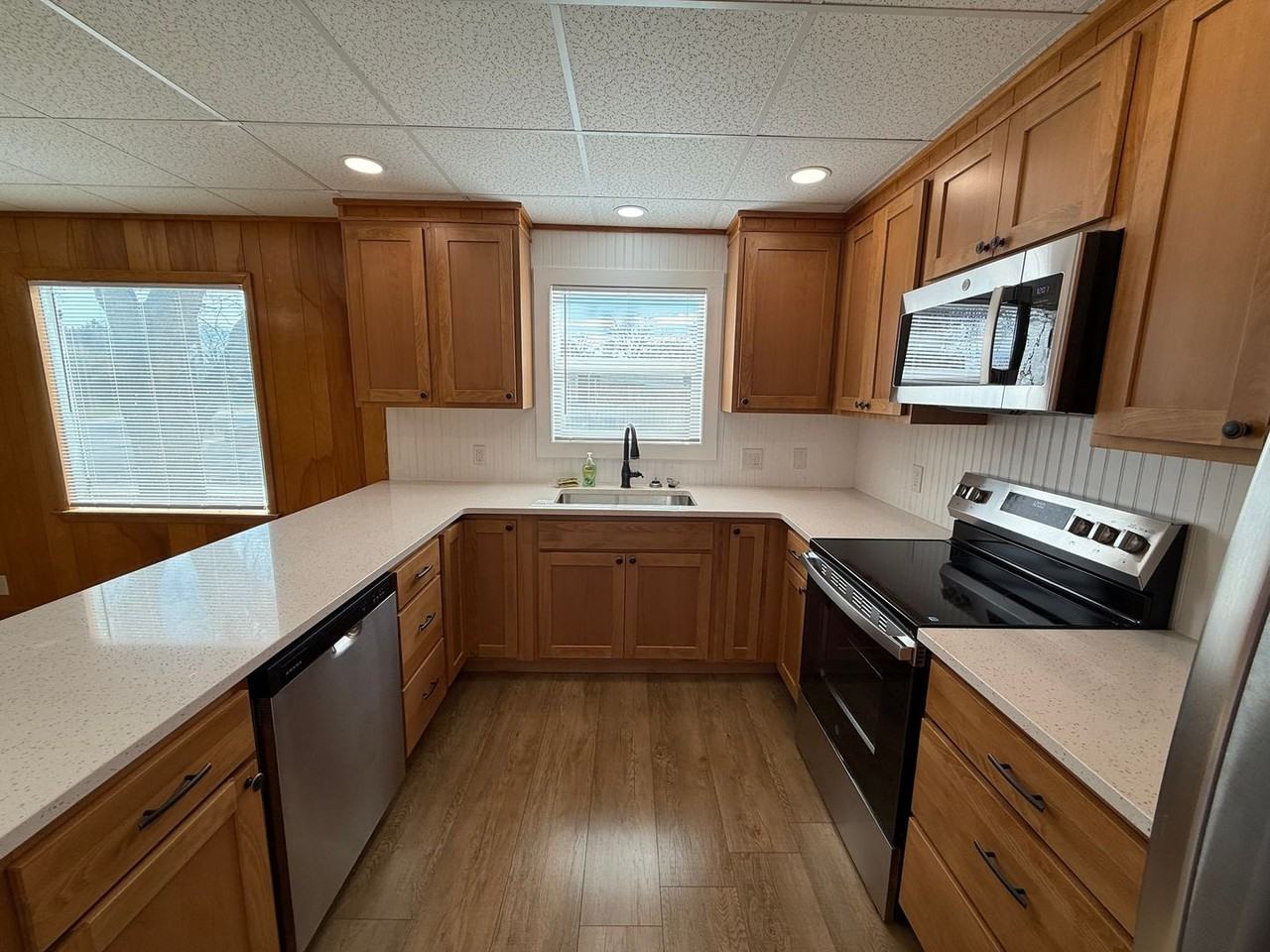 2402 5th Avenue - Photo 6 of 27