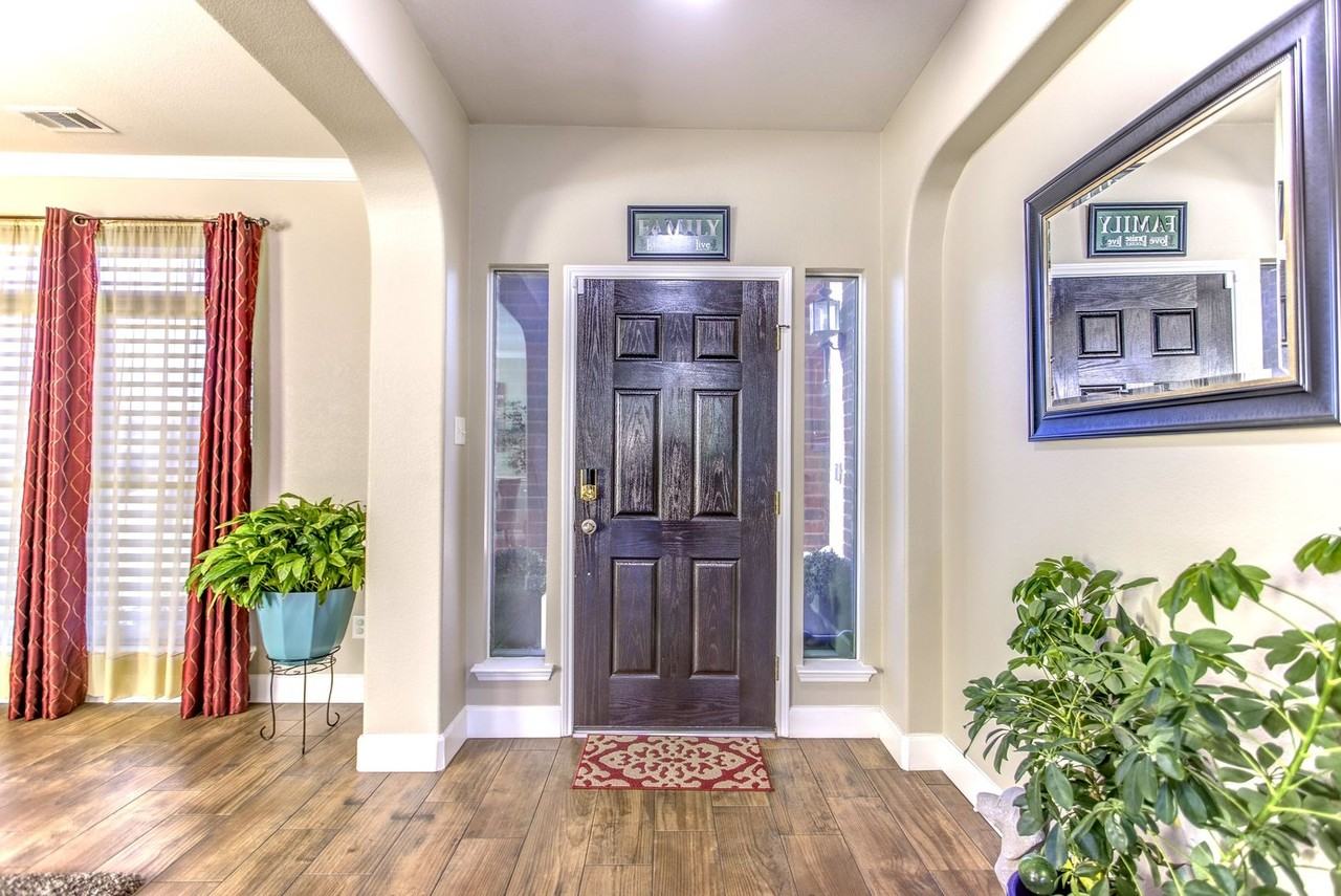 9521 Willow Branch Way - Photo 4 of 50