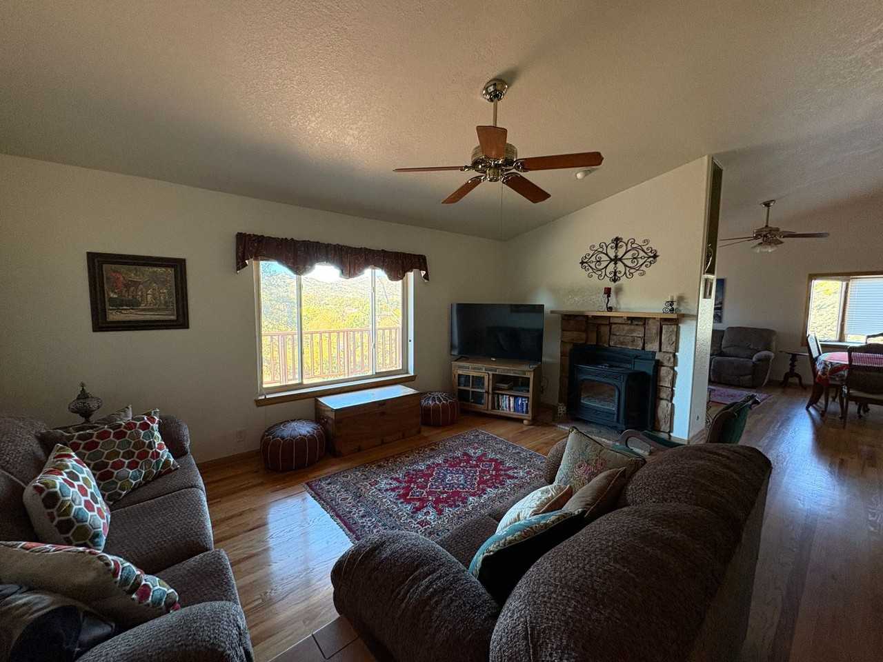 28750 Delaware Drive - Photo 4 of 19