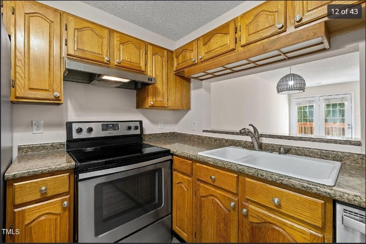 4658 Fawnbrook Circle - Photo 4 of 20