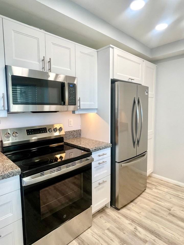 13767 Mango Drive - Photo 3 of 20