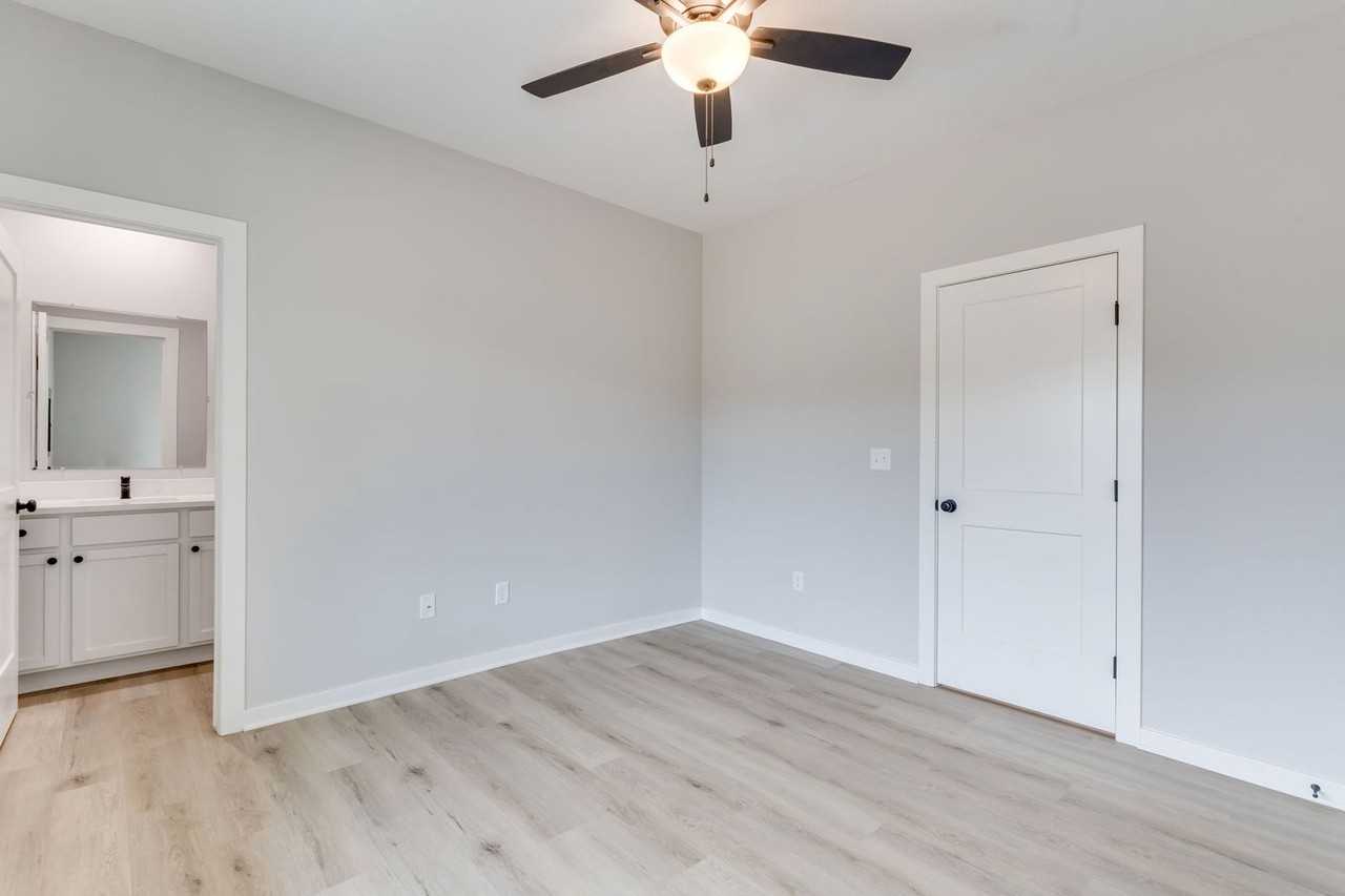 11246 W 35th Cir S - Photo 3 of 13