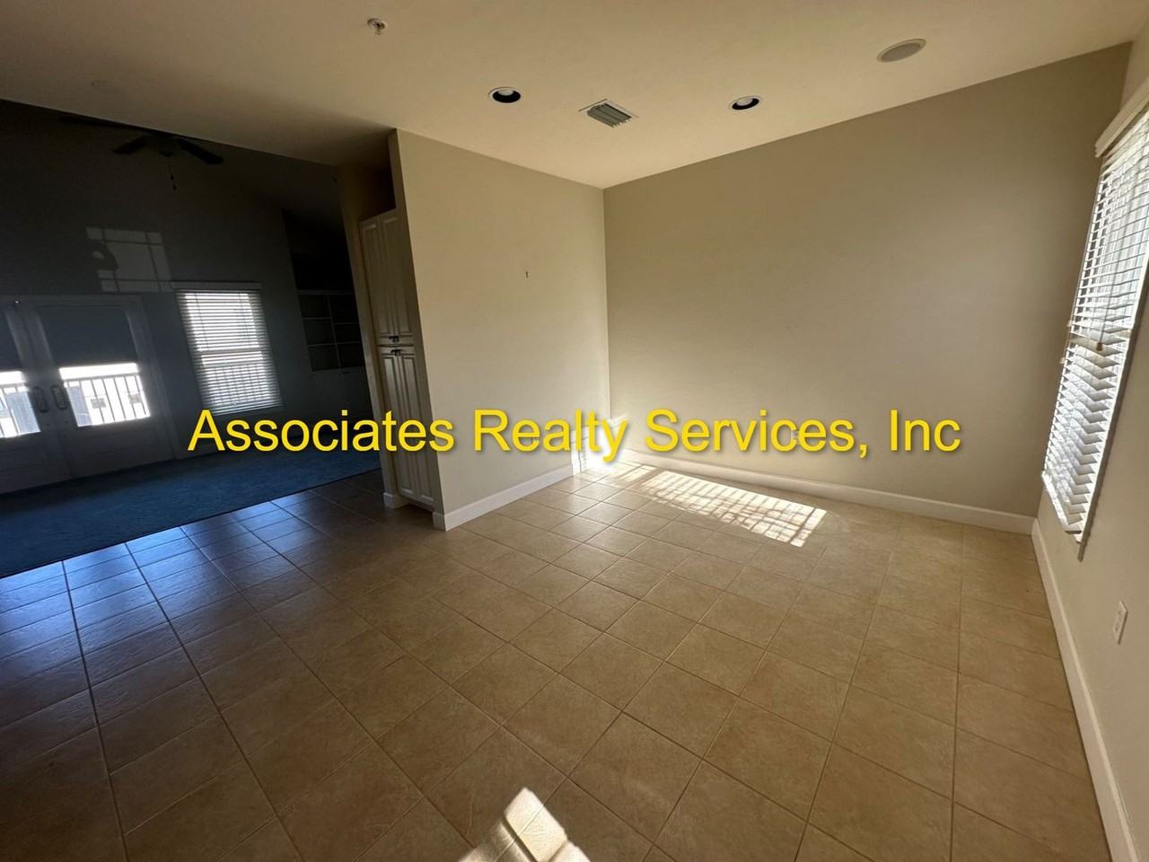 8763 Sw 27th Ln #201 - Photo 4 of 31