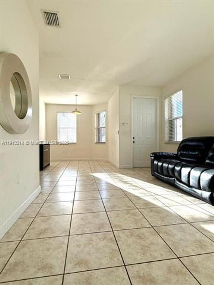 8675 Nw 109th Ct #0 - Photo 3 of 21