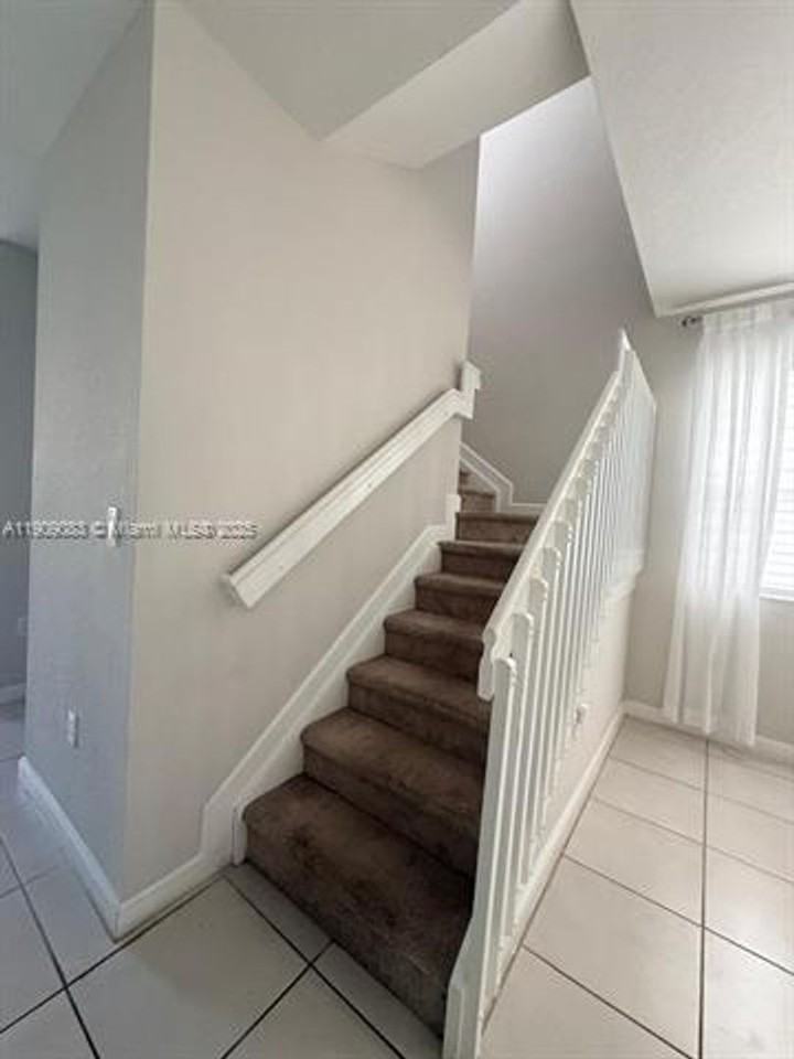 12715 12715 SW 230th Ter TH 1 - Photo 6 of 24