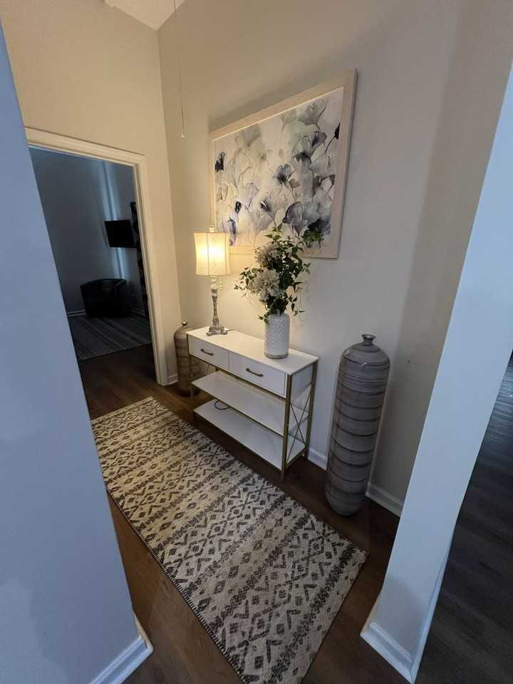 206 Moore St - Photo 2 of 19