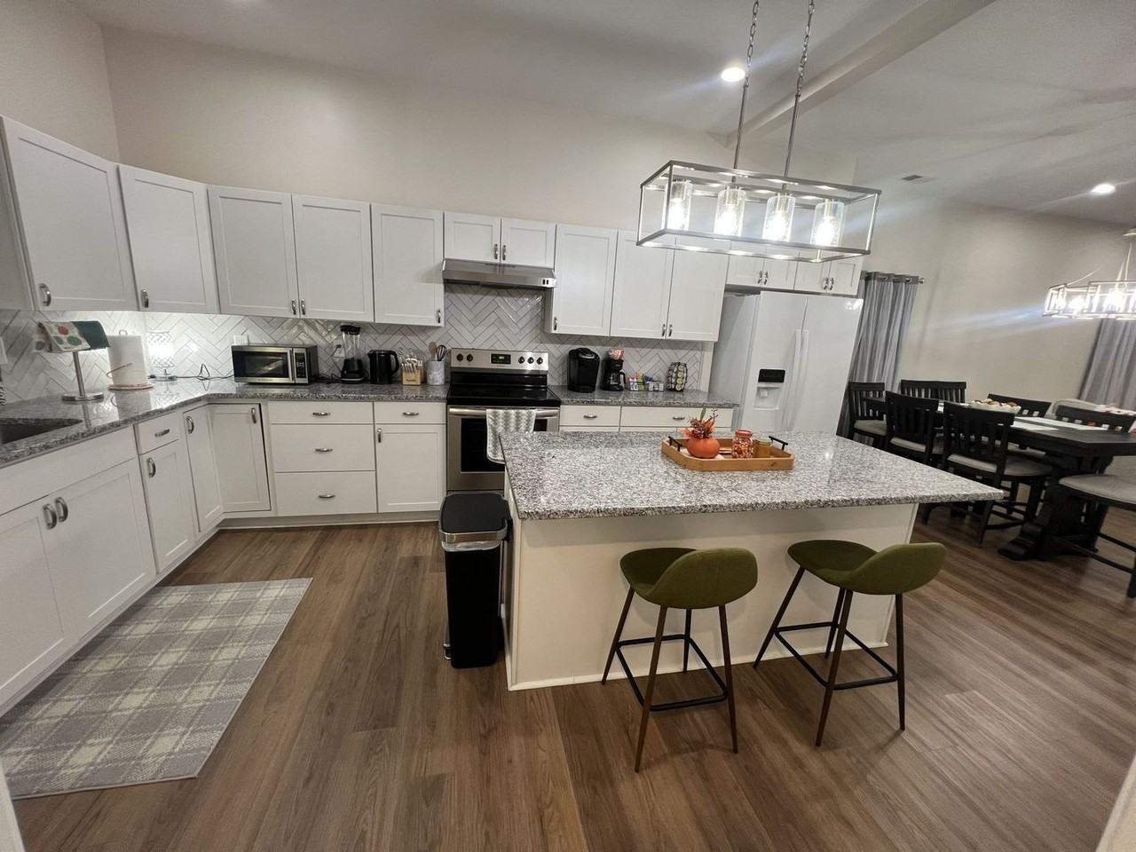 206 Moore St - Photo 7 of 19