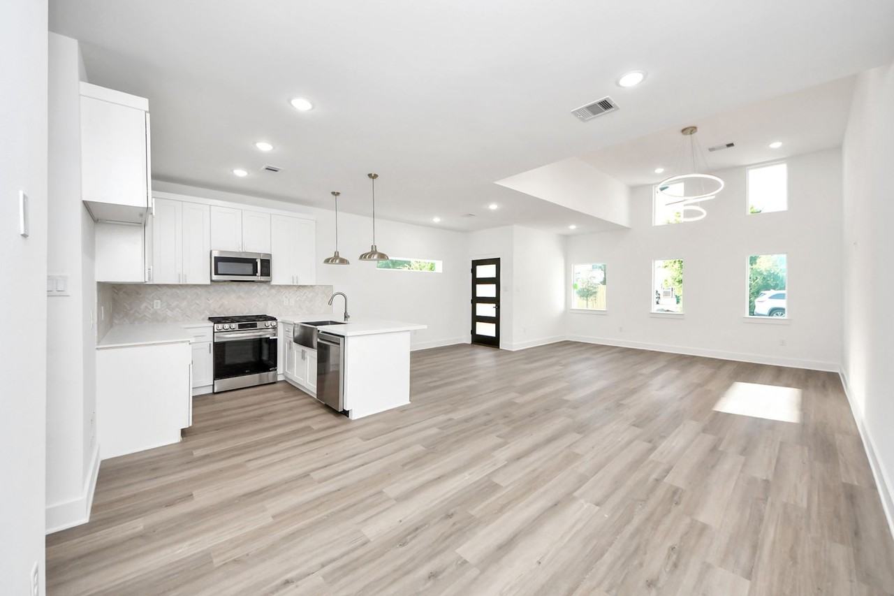 9409 Caddo Rd - Photo 3 of 12