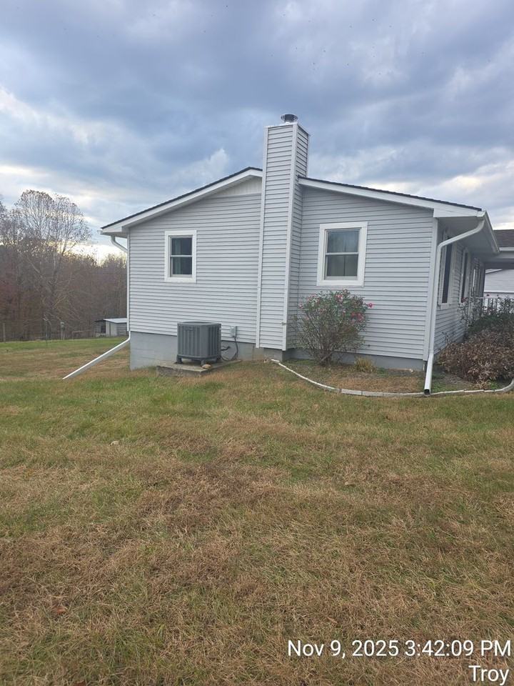 912 Hunters Lodge Rd - Photo 4 of 25