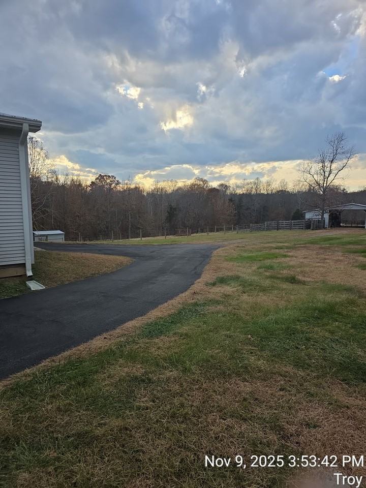 912 Hunters Lodge Rd - Photo 7 of 25