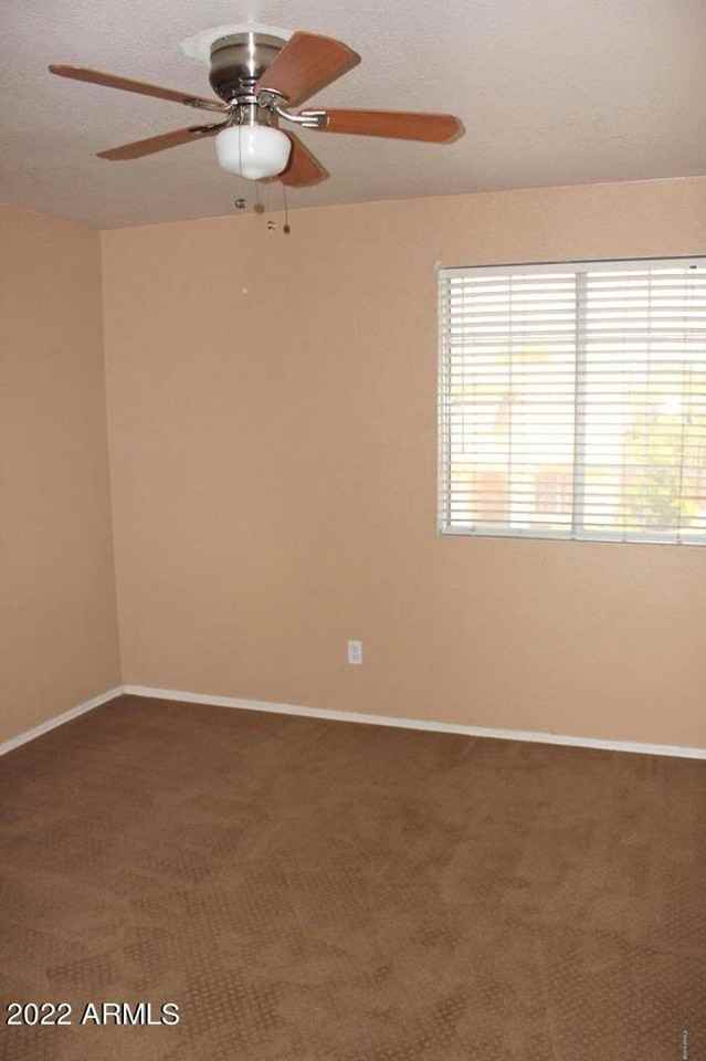 1221 W Chicago St - Photo 3 of 16