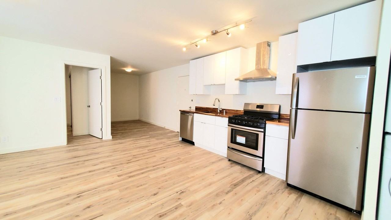 877 Woodside Rd #101 - Photo 4 of 42