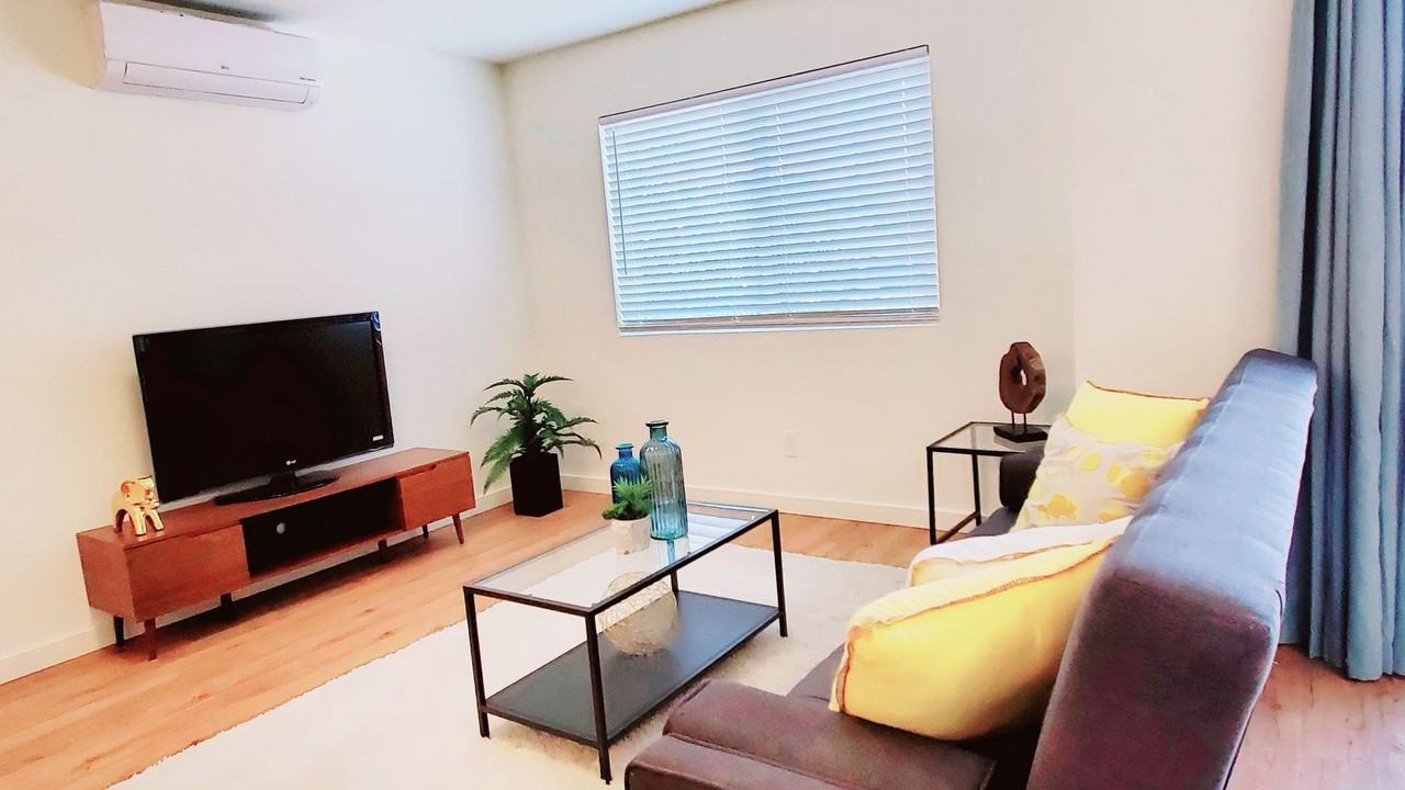 877 Woodside Rd #101 - Photo 5 of 42