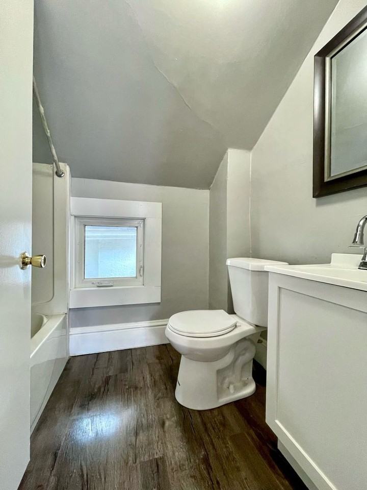 24 16th Avenue North - Photo 2 of 8