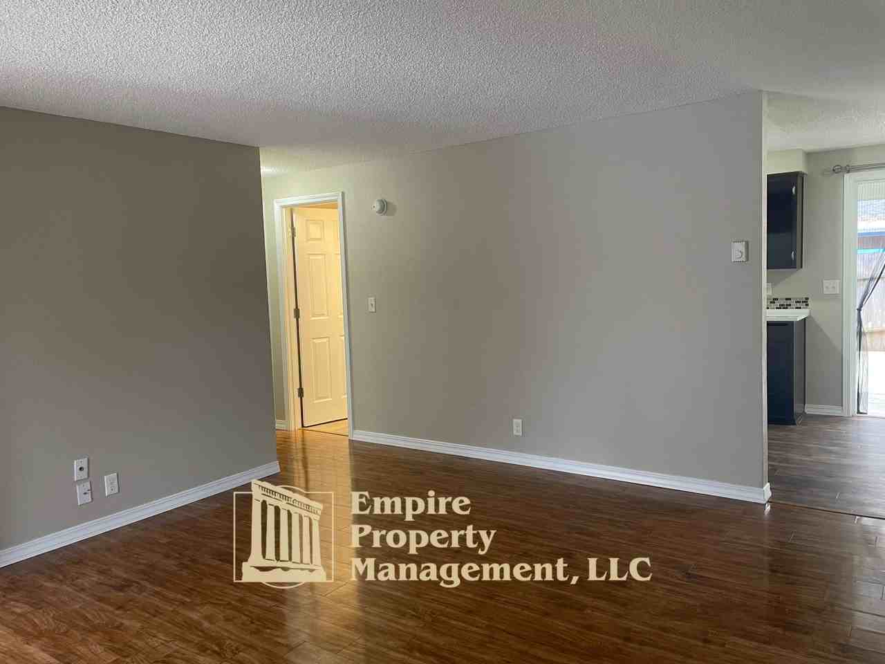 24956 Hunter Ave - Photo 5 of 13