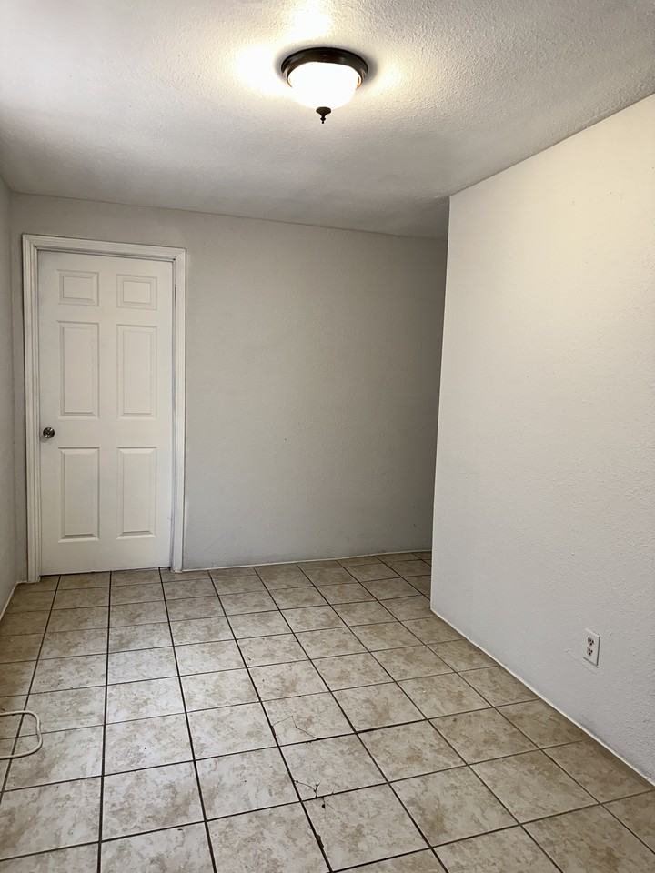 105 Morrill Ave #B - Photo 5 of 11