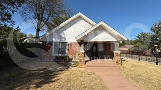 2703 Gladstone Dr - Photo 1 of 1