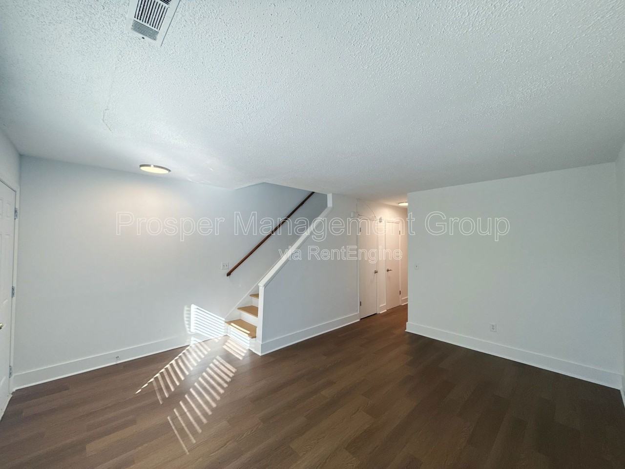 258 Fleming Rd #A - Photo 3 of 16