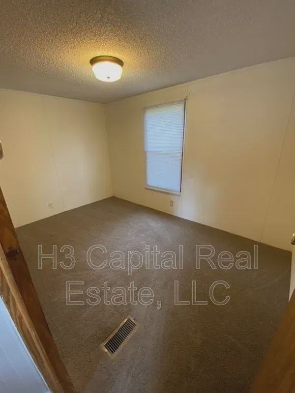 1924 Page Ave - Photo 3 of 14