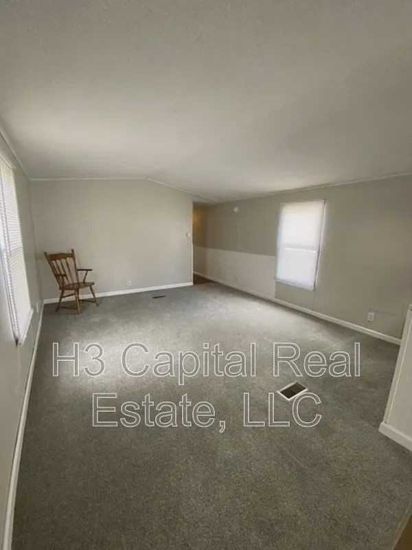 1924 Page Ave - Photo 7 of 14