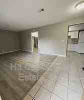 featured image of 103 Woodhenge Dr #A