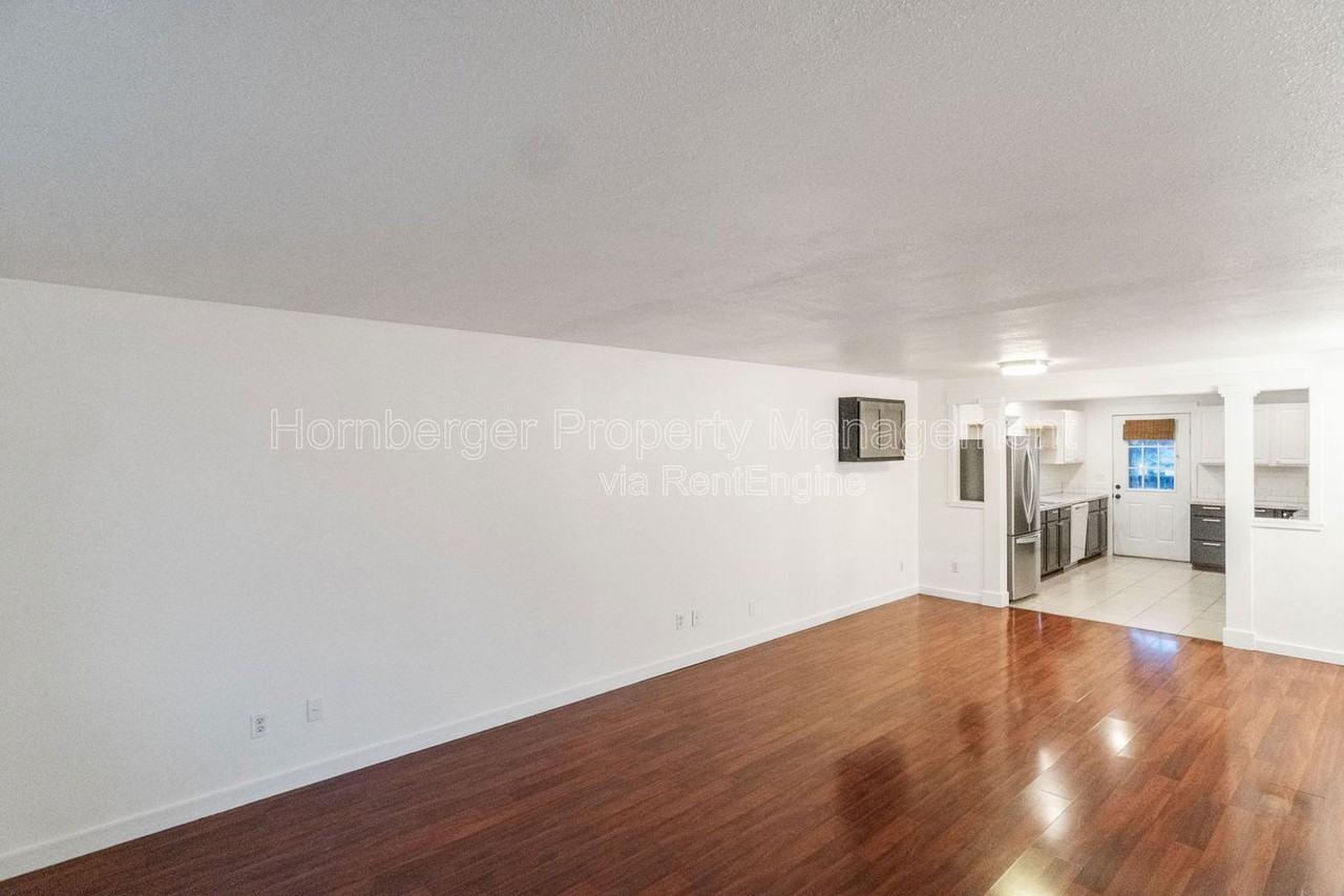 13125 E 16th Ave - Photo 3 of 21