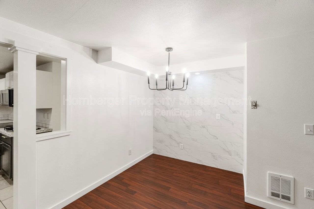 13125 E 16th Ave - Photo 5 of 21