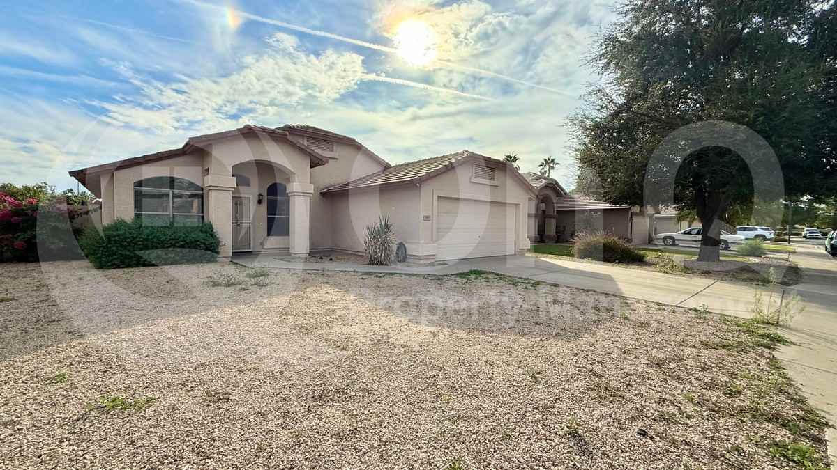 2283 E Smoke Tree Rd - Photo 4 of 27