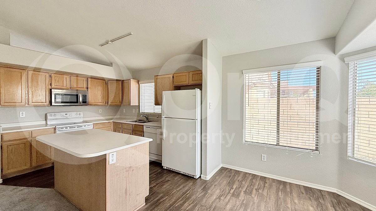 2283 E Smoke Tree Rd - Photo 6 of 27